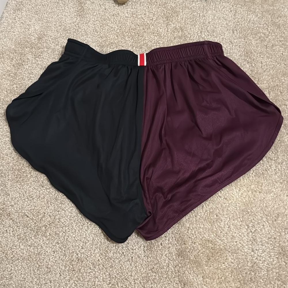 Tracksmith Tokyo Marathon Women’s  medium - Picture 3 of 3